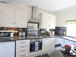 Tyn Towyn - Bwthyn Carreg