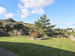 Tyn Towyn - Bwthyn Carreg