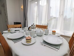 Admiral's Quarter Apartment 4