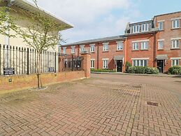 Admiral's Quarter Apartment 4