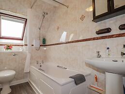 25 Langlands Terrace