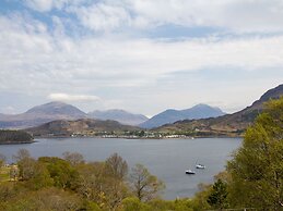 25 Langlands Terrace