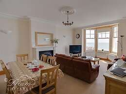 Beach View Apartment 3