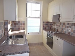 Beach View Apartment 3