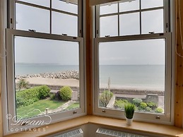 Beach View Apartment 3