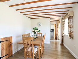 Tyn Towyn - Ty Gwyrdd