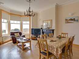 Beach View Apartment 2