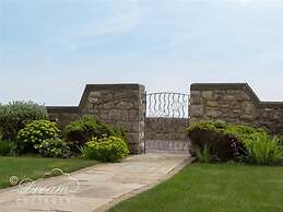 Beach View Apartment 2