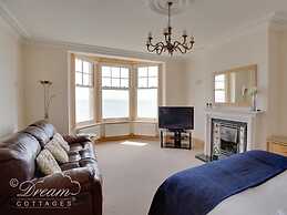 Beach View Apartment 2