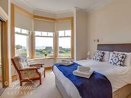 Beach View Apartment 2