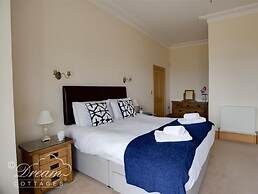 Beach View Apartment 2