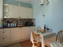 17 Victoria Terrace - Perthi