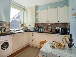 17 Victoria Terrace - Perthi