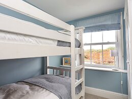 Min Y Mor Trearddur Bay