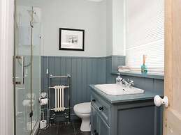 Min Y Mor Trearddur Bay