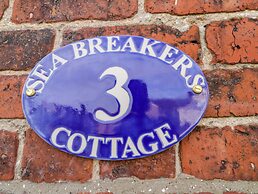 Sea Breakers Cottage