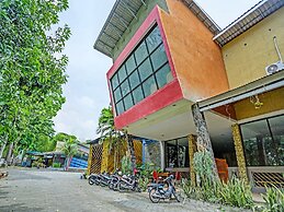 OYO 1415 Gelora Guest House