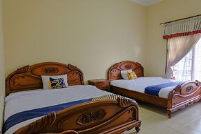 SPOT ON 1767 Villa Anggur Panderman