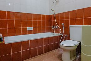 SPOT ON 1767 Villa Anggur Panderman