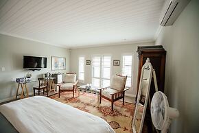 Vineyard Views Country House