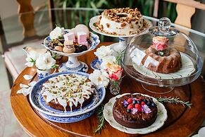 Vineyard Views Country House