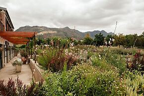 Vineyard Views Country House