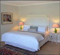 Vineyard Views Country House