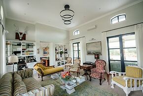 Vineyard Views Country House