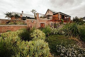 Vineyard Views Country House