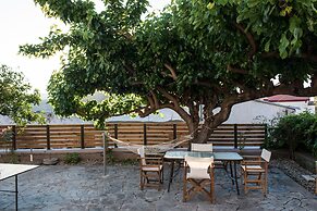 Maro's Village House, Private & Serene Stone Villa