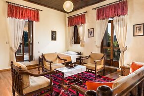 Maro's Village House, Private & Serene Stone Villa