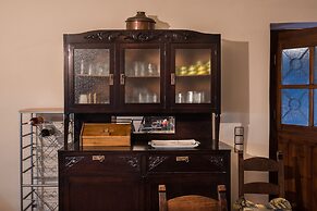 Maro's Village House, Private & Serene Stone Villa