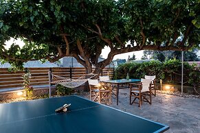 Maro's Village House, Private & Serene Stone Villa