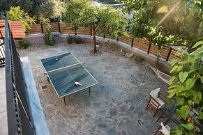 Maro's Village House, Private & Serene Stone Villa