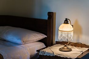 Maro's Village House, Private & Serene Stone Villa