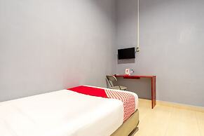 OYO 1668 Yvel Homestay Syariah