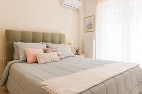 New Stylish Apartment with Sea View