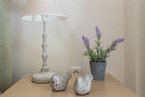 New Stylish Apartment with Sea View