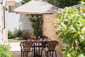 New Stylish Apartment with Sea View