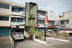 OYO 1726 Bed & Breakfast Inn