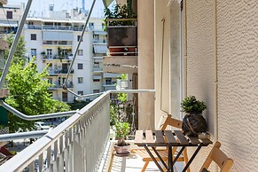 Newly Renovated Stylish Urban Flat