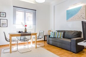 Newly Renovated Stylish Urban Flat