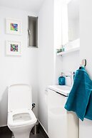 Newly Renovated Stylish Urban Flat