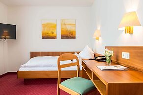 Mayers Waldhorn Hotel