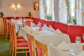 Mayers Waldhorn Hotel