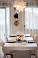 Oikia Eleanthi - Beachfront Garden Home