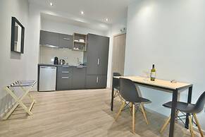 Feel Athens Studios at Monastiraki