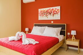 NeSo - Peter's Flat steps to Beach with Great Views