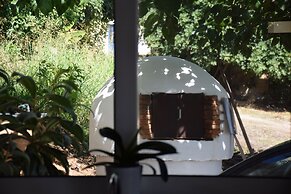 NeSo - Peter's Flat steps to Beach with Great Views