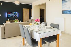 NeSo - Peter's Flat steps to Beach with Great Views